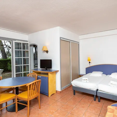 Semesterpark Sowell Residences Chenes Verts