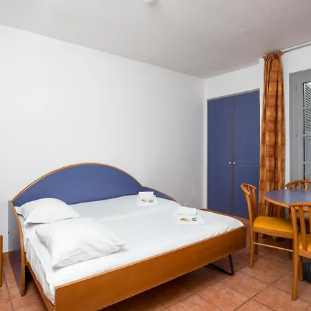 Sowell Residences Chenes Verts منتزه العطل Saint-Raphaël