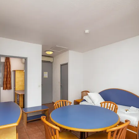 Sowell Residences Chenes Verts 3*