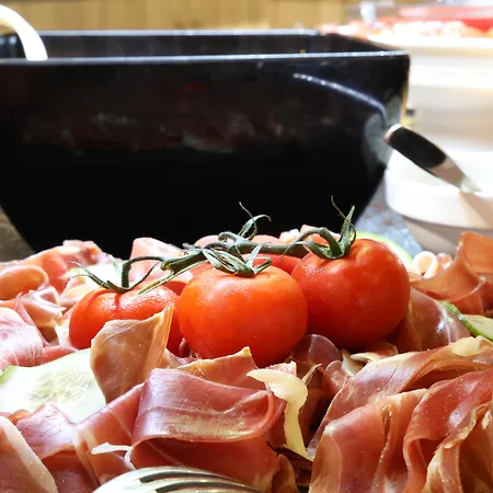 ホリデーパーク Sowell Residences Chenes Verts 3*