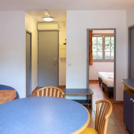 База отдыха Sowell Residences Chenes Verts Сен-Рафаэль