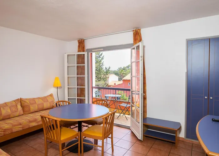 Sowell Residences Chênes Verts Saint-Raphaël