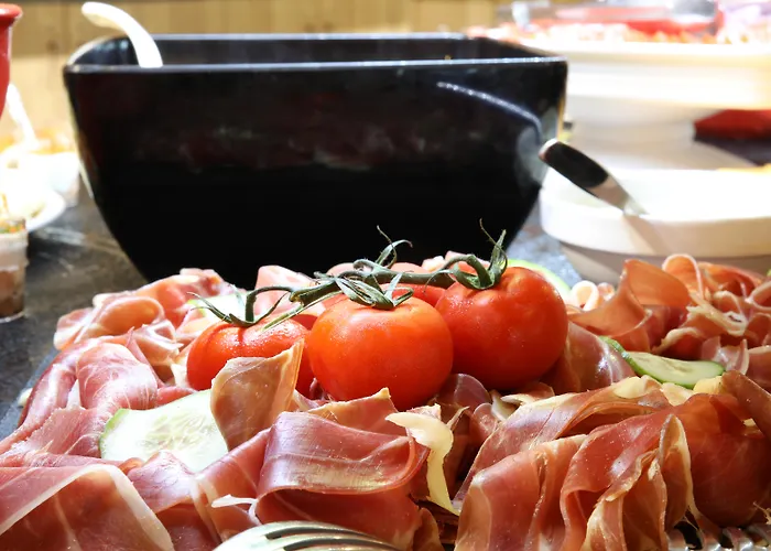 Kompleks wypoczynkowy Sowell Residences Chenes Verts 3*